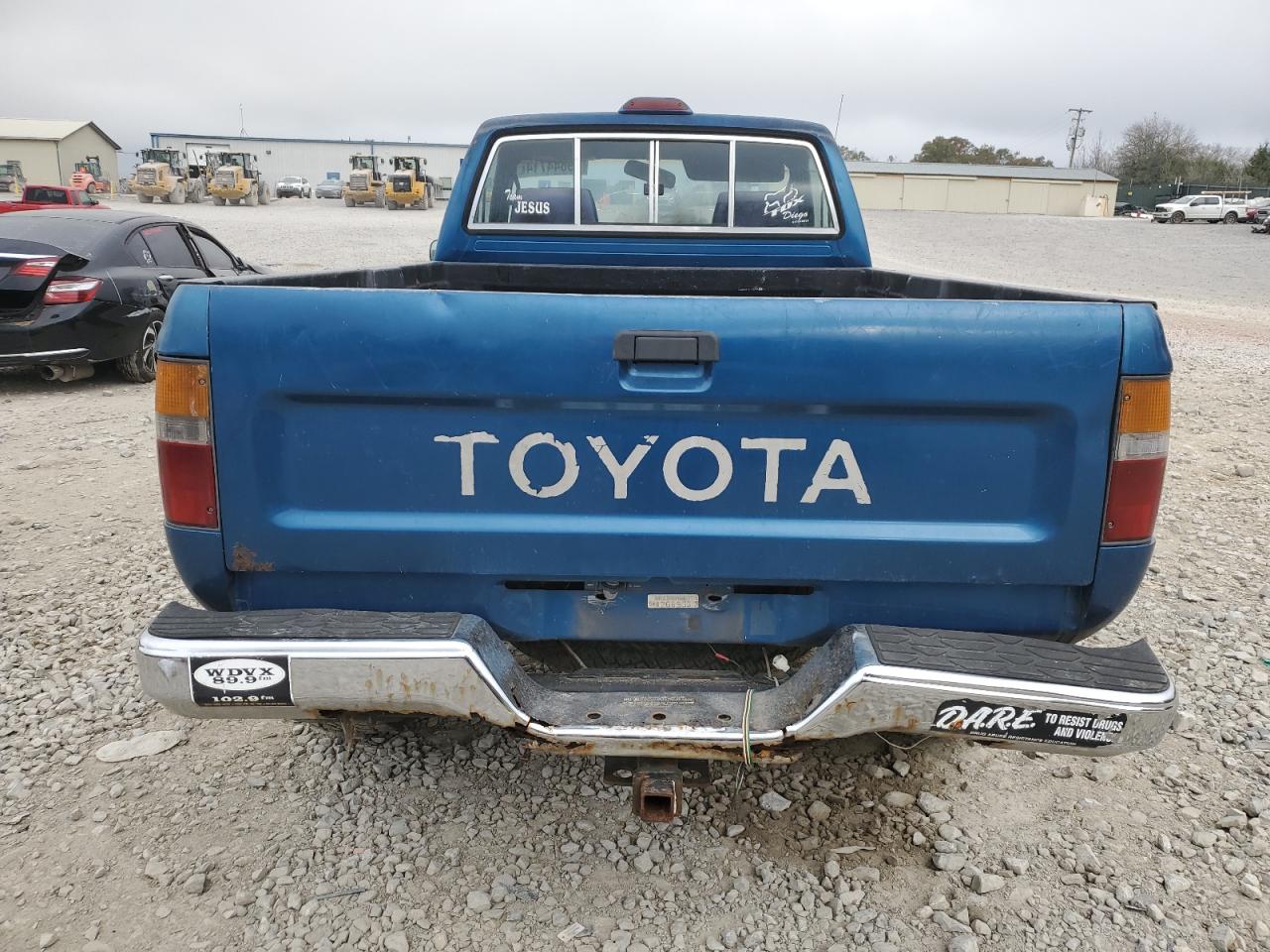 1994 Toyota Pickup 1/2 Ton Short Wheelbase Dx VIN: 4TARN01P6RZ281780 Lot: 79844714