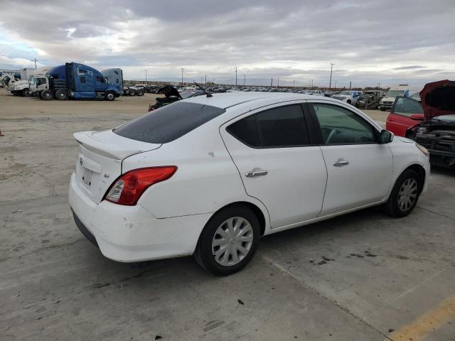  NISSAN VERSA 2017 Biały