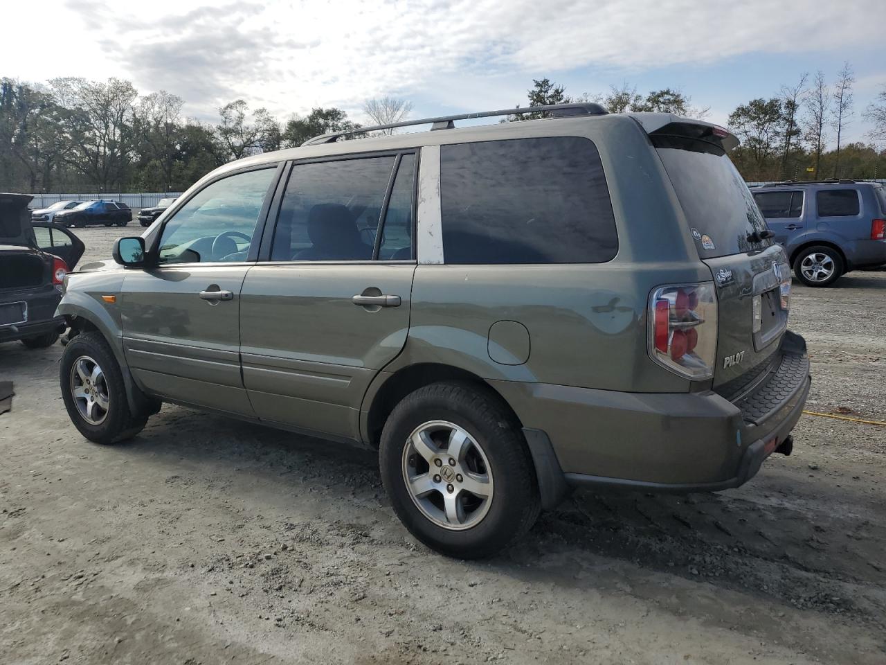 2007 Honda Pilot - Image 2