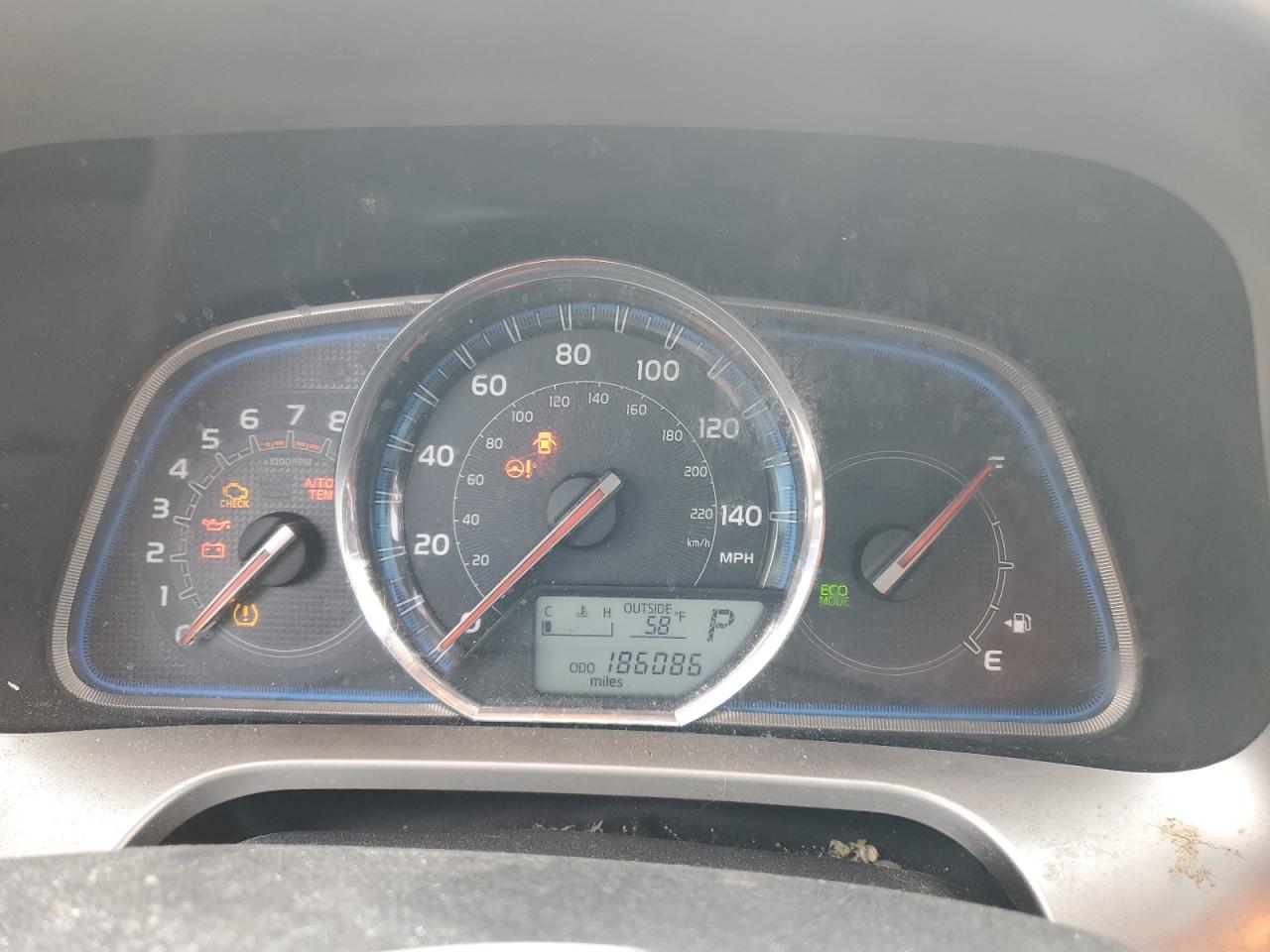 2013 Toyota RAV 4 - Image 9