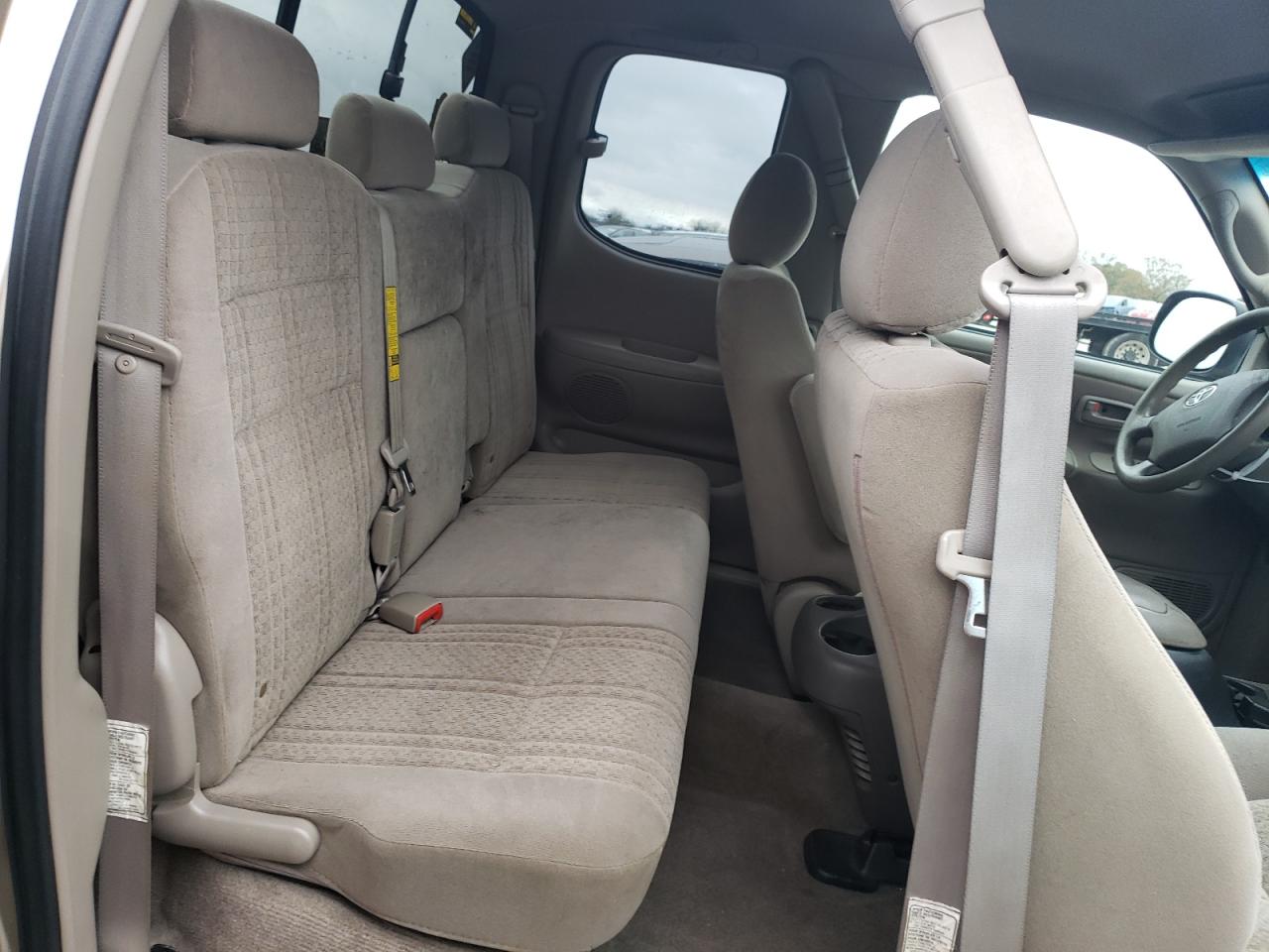 2005 Toyota Tundra - Image 10