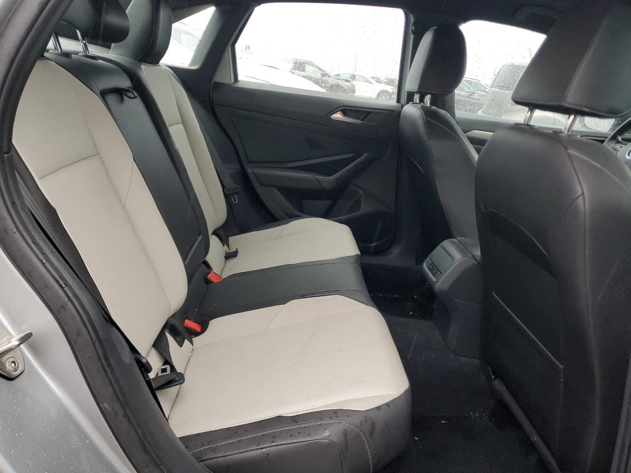 2019 Volkswagen Jetta - Image 10