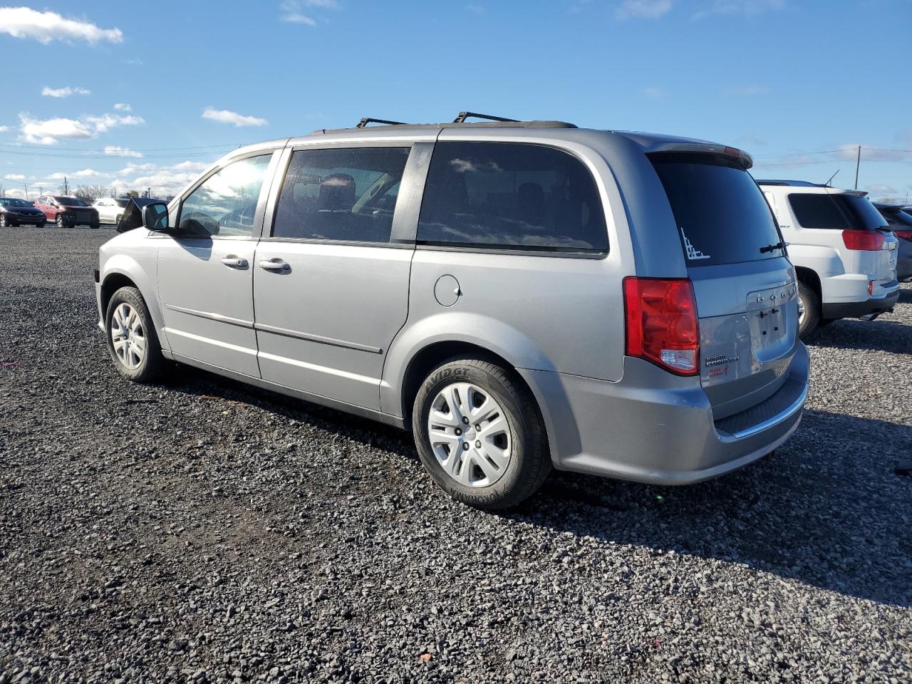 2014 Dodge Caravan - Image 2