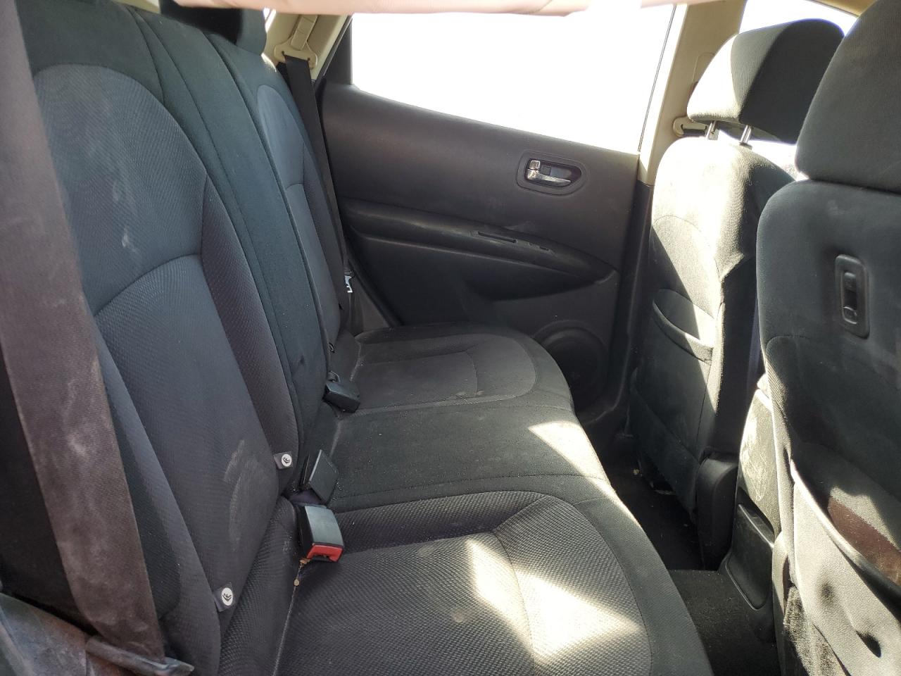 2012 Nissan Rogue - Image 12