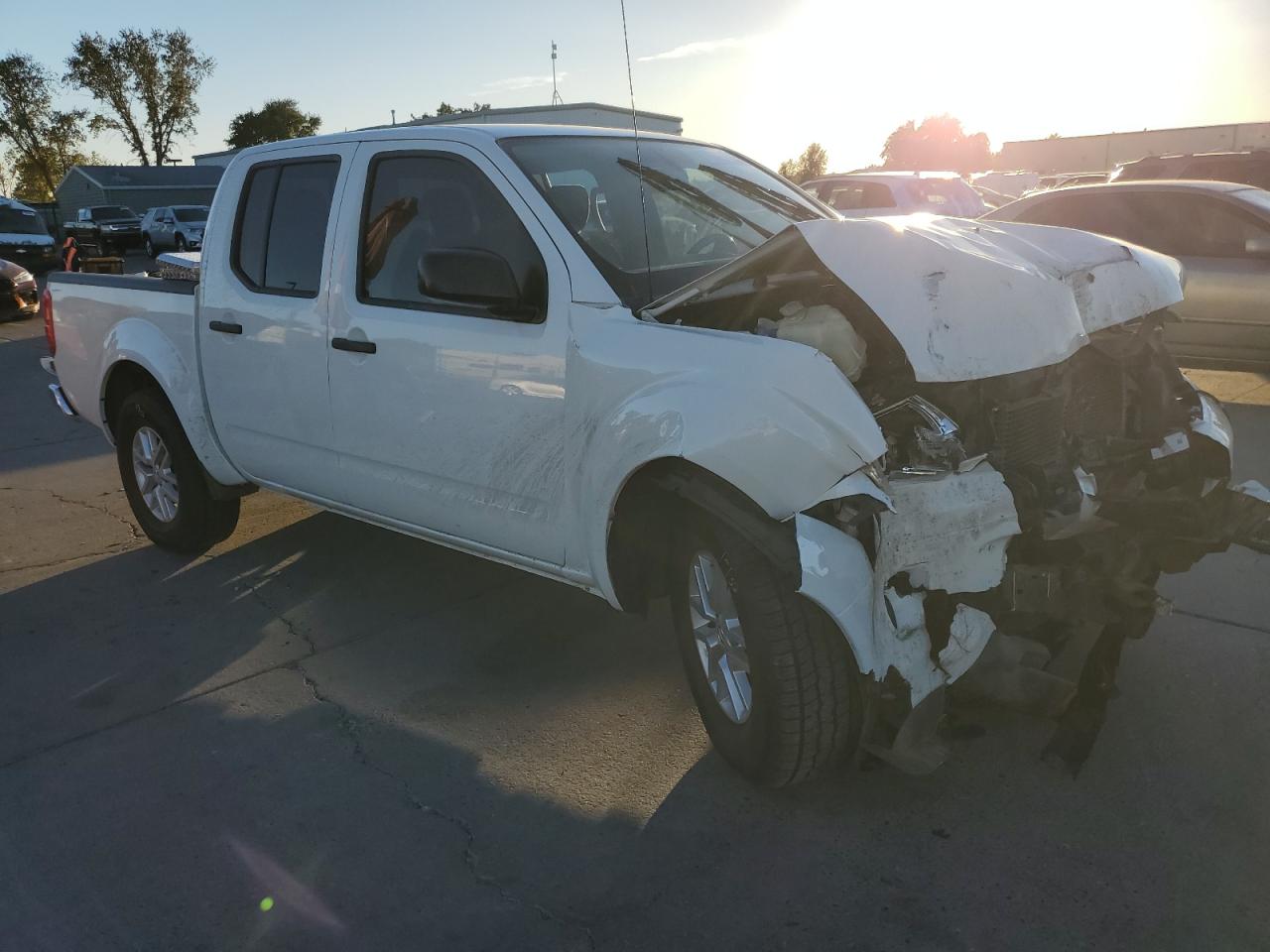 2019 Nissan Navara (Frontier) - Image 4