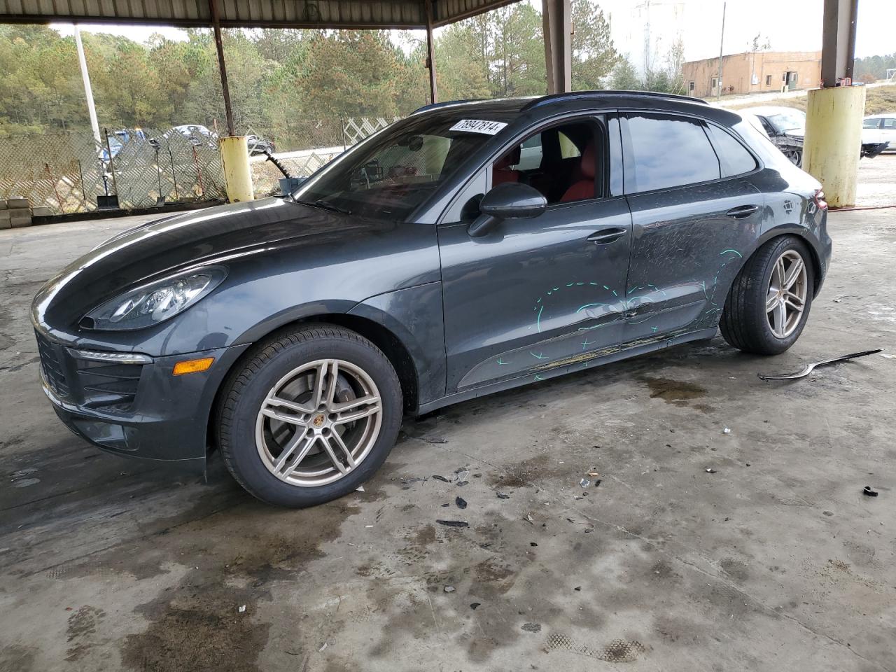 2017 Porsche Macan - Image 1