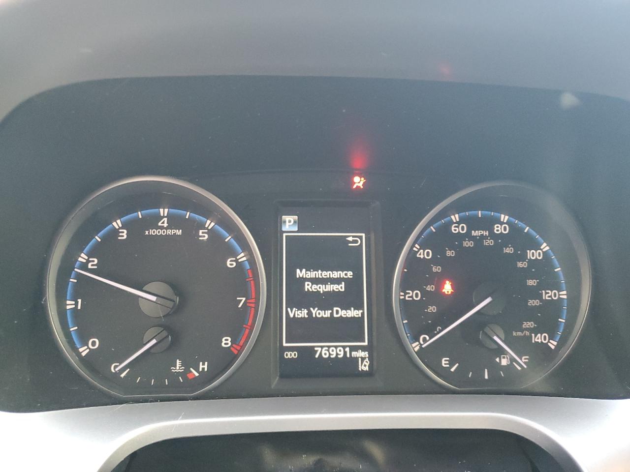 2018 Toyota RAV 4 - Image 9
