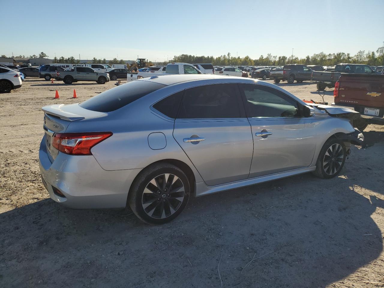 2017 Nissan Sentra - Image 3