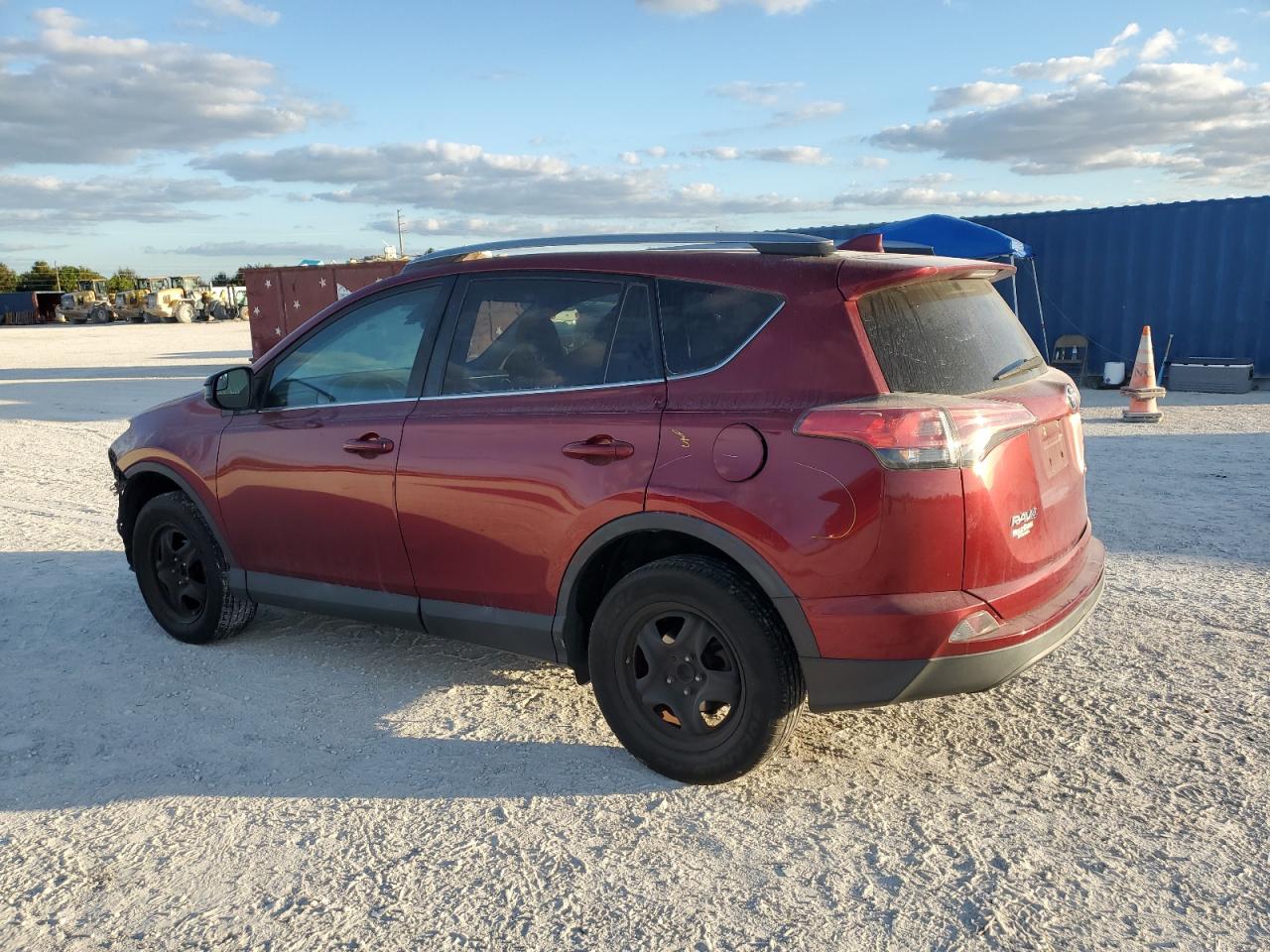 2018 Toyota RAV 4 - Image 2