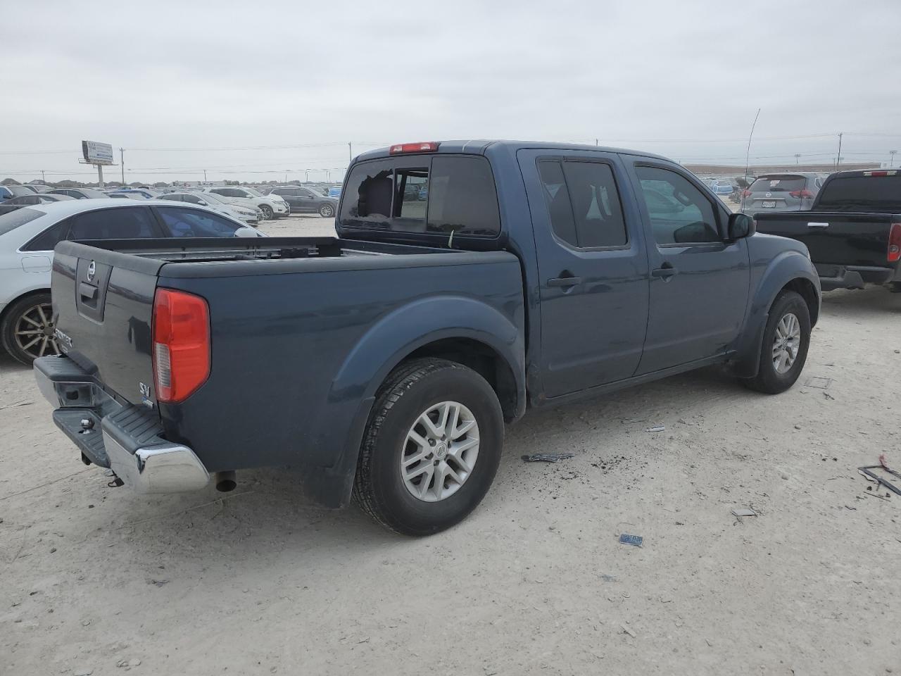 2019 Nissan Navara (Frontier) - Image 3