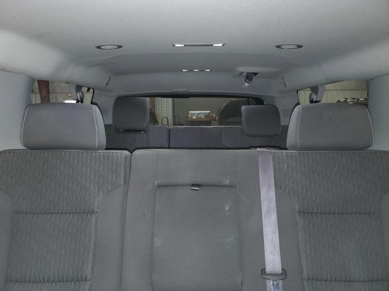 2015 GMC Yukon - Image 10
