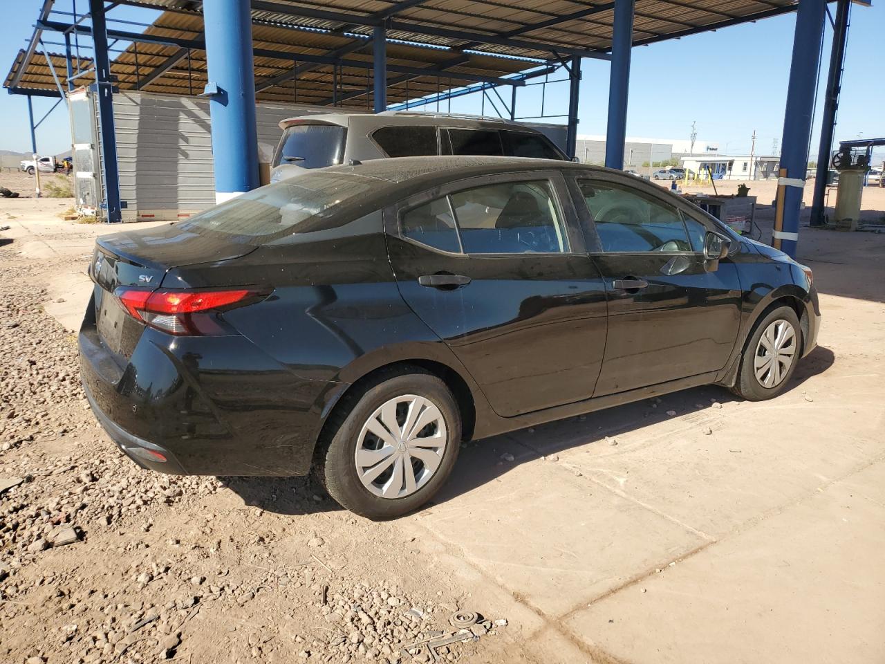 2021 Nissan Versa - Image 3