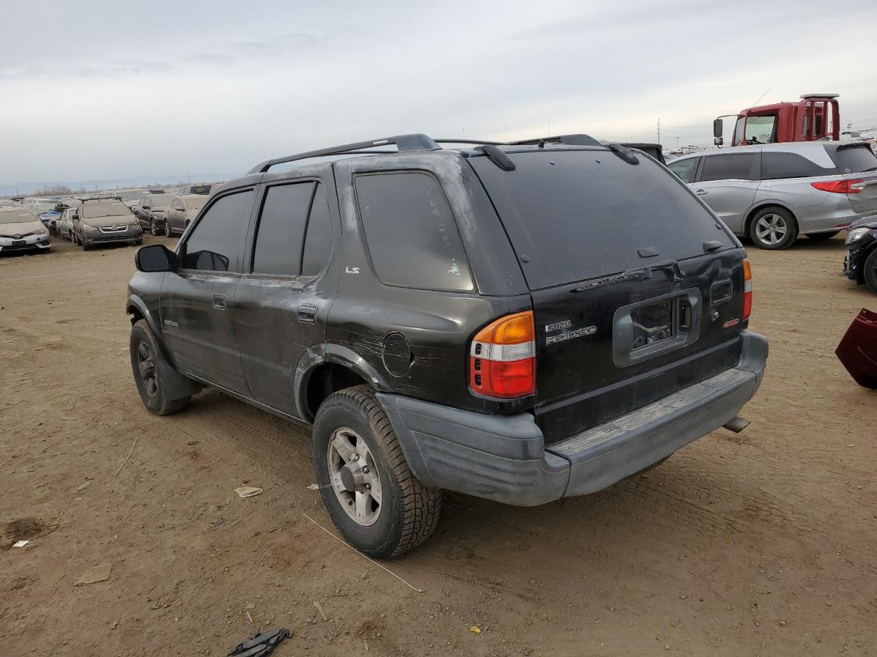 1999 Isuzu Rodeo - Image 2
