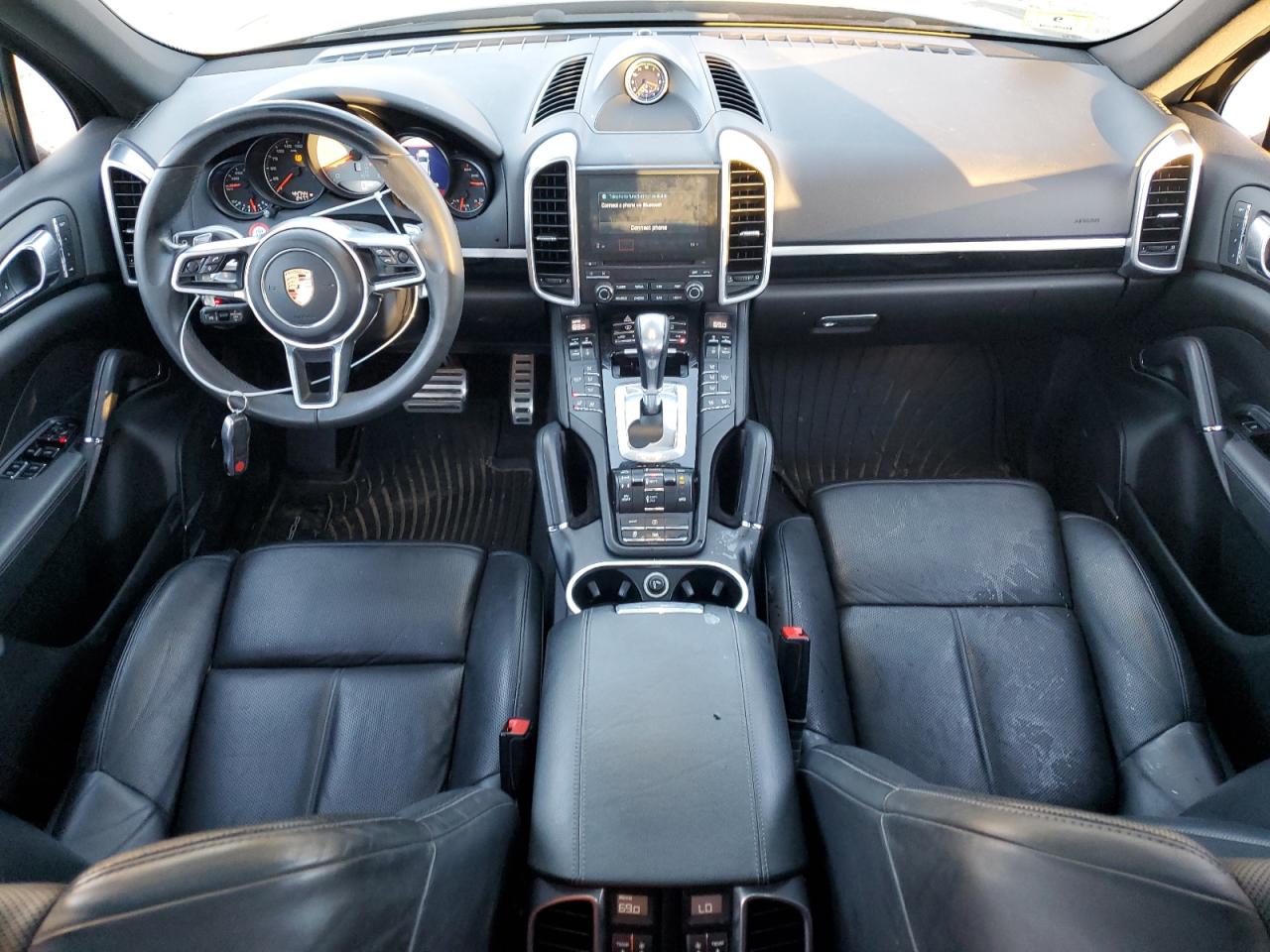 2017 Porsche Cayenne S VIN: WP1AB2A25HLA50282 Lot: 80912384