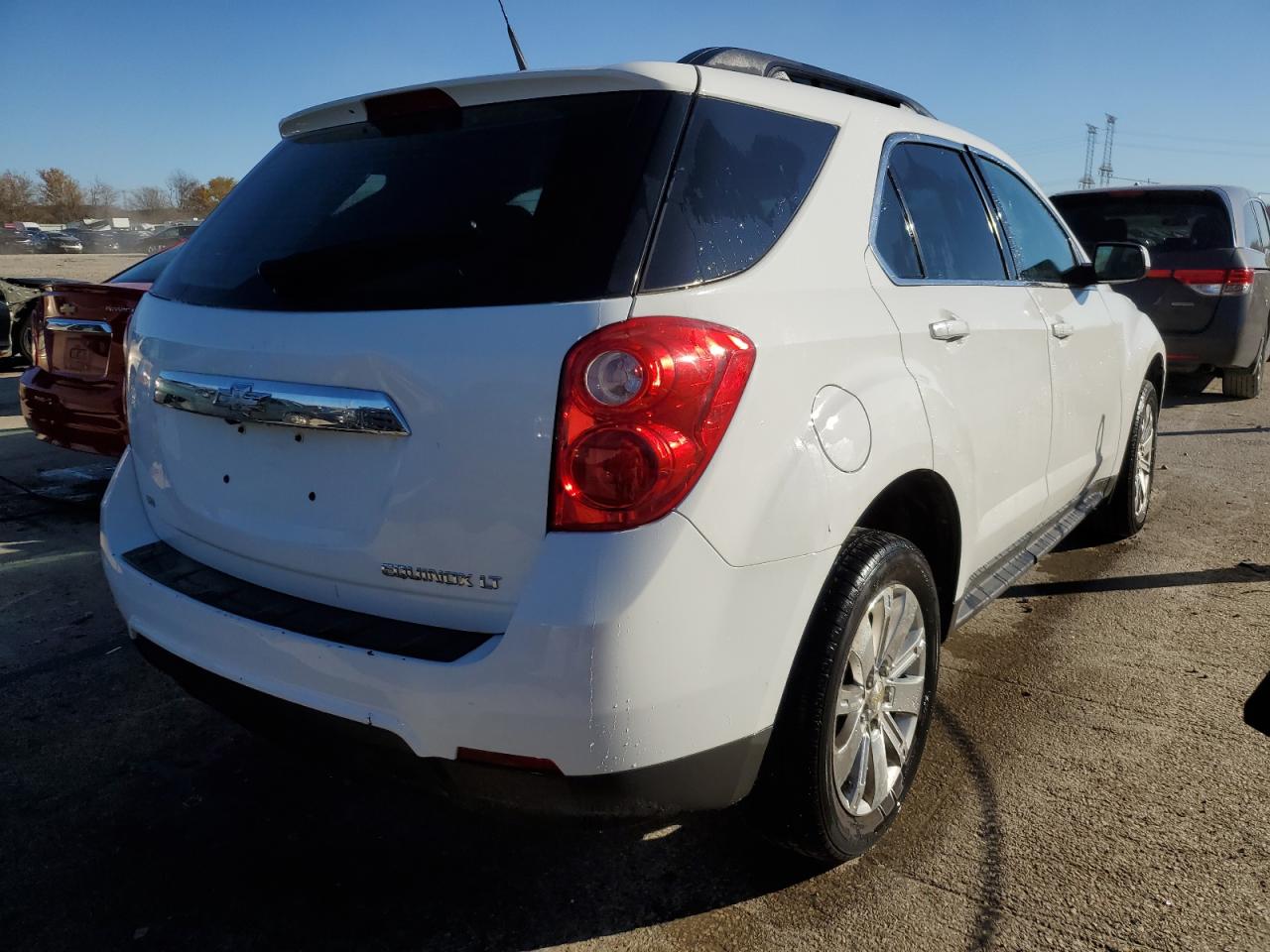 2011 Chevrolet Equinox - Image 3