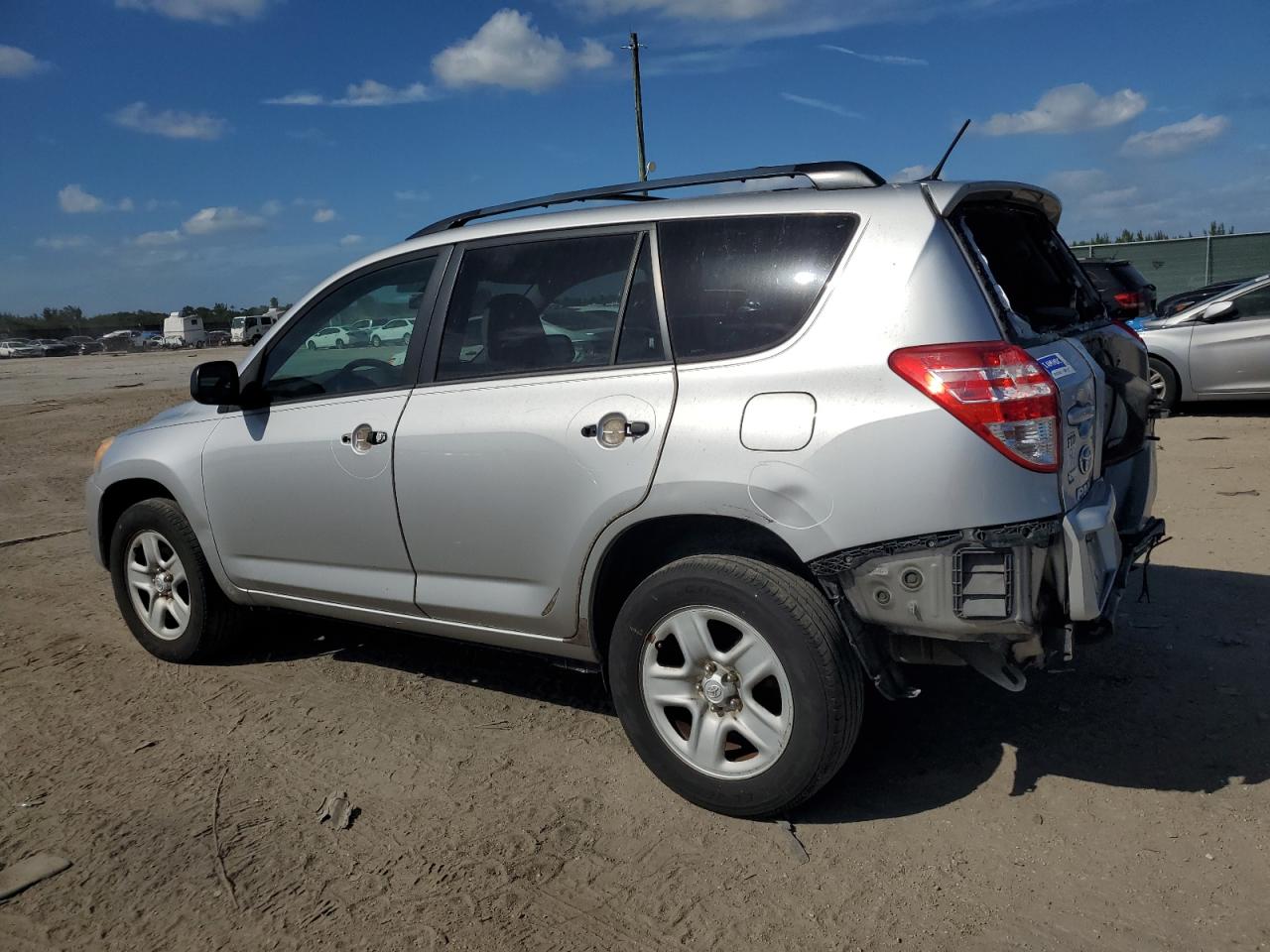 2012 Toyota RAV 4 - Image 2