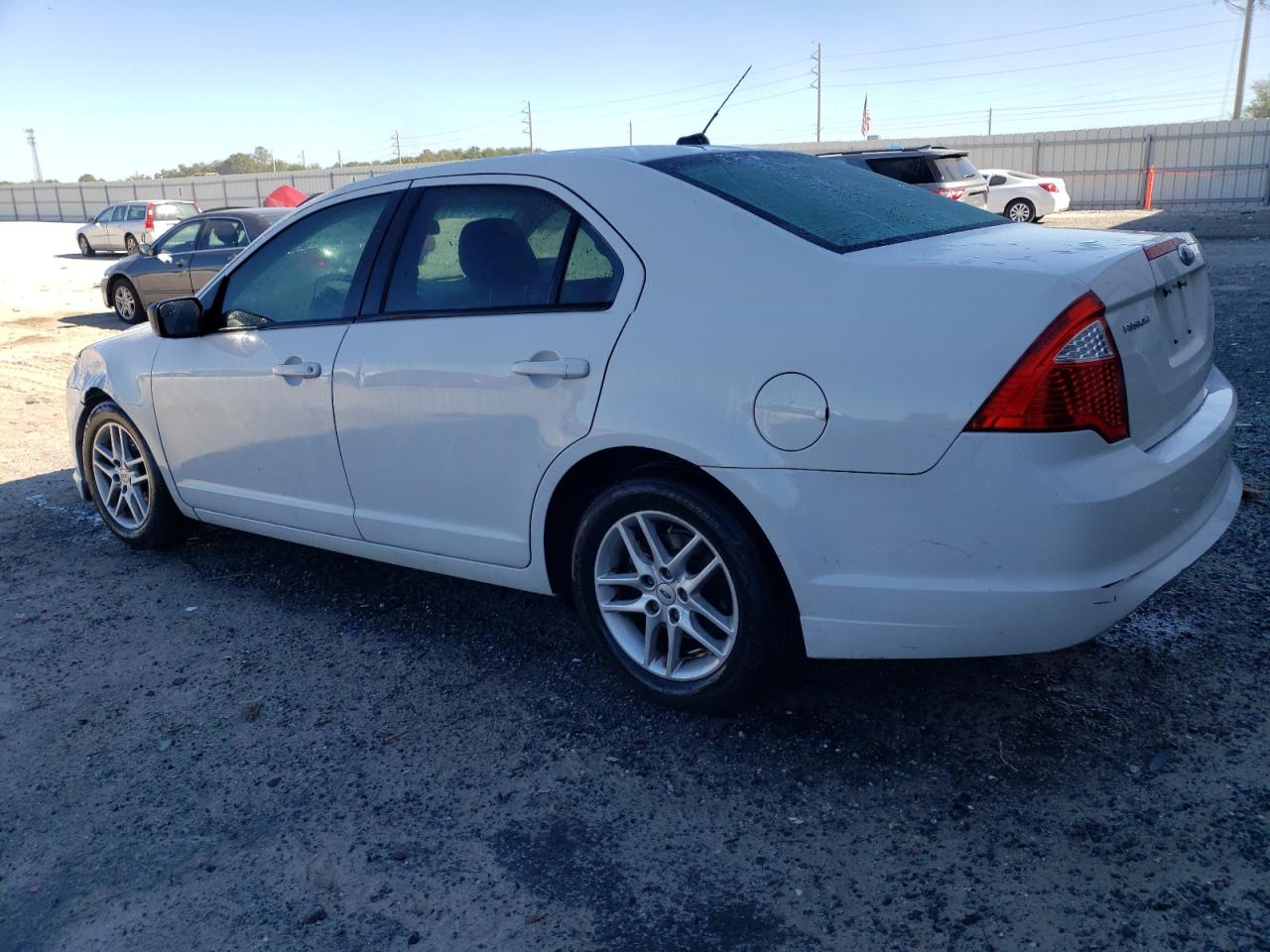 2012 Ford Fusion - Image 2