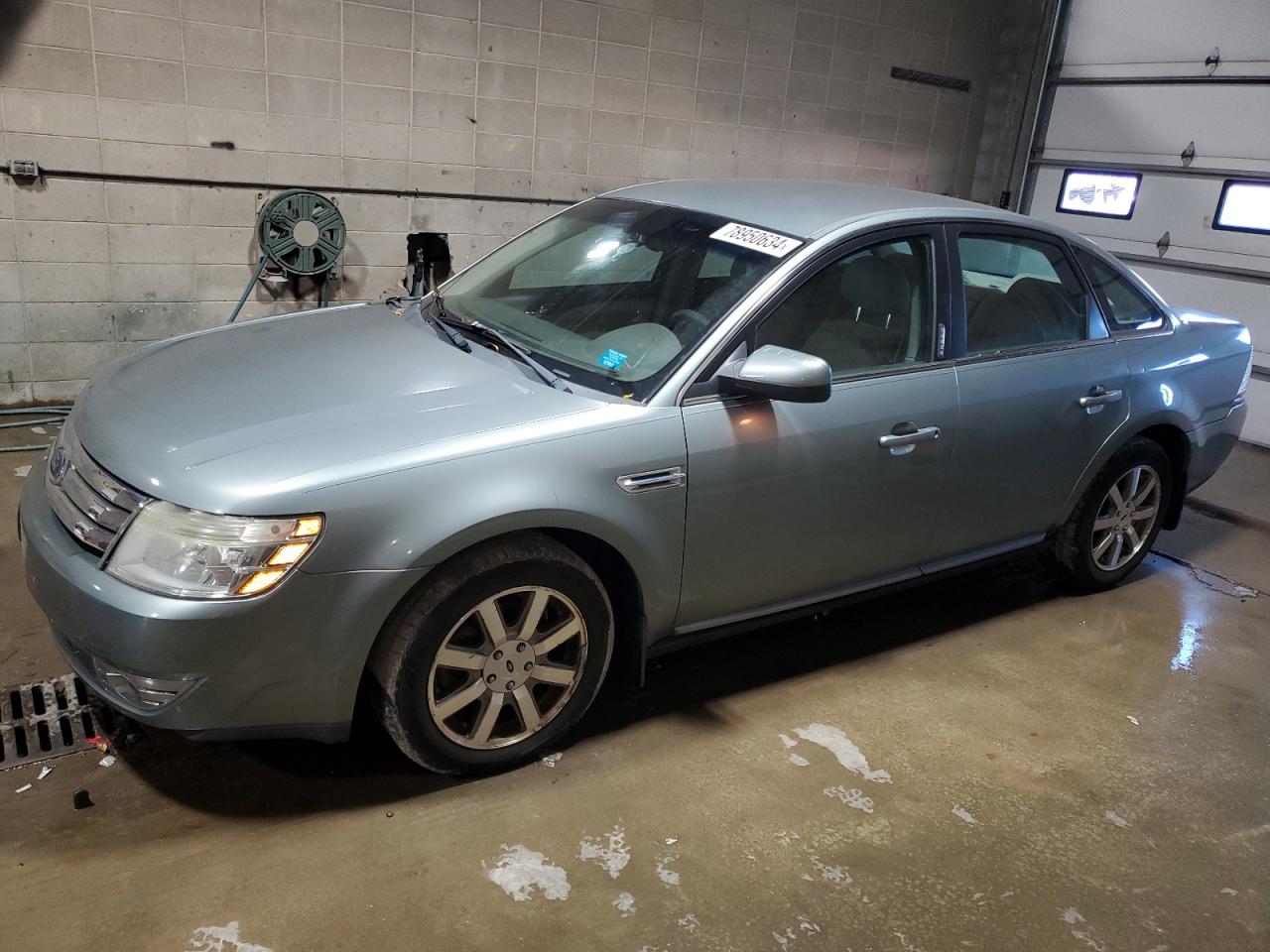 2008 Ford Taurus - Image 1