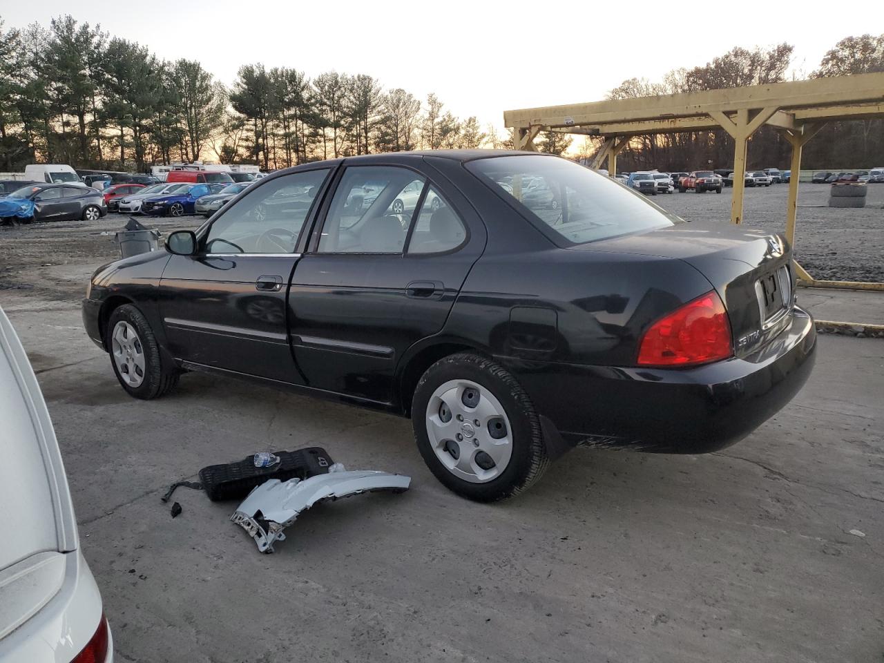 2004 Nissan Sentra - Image 2