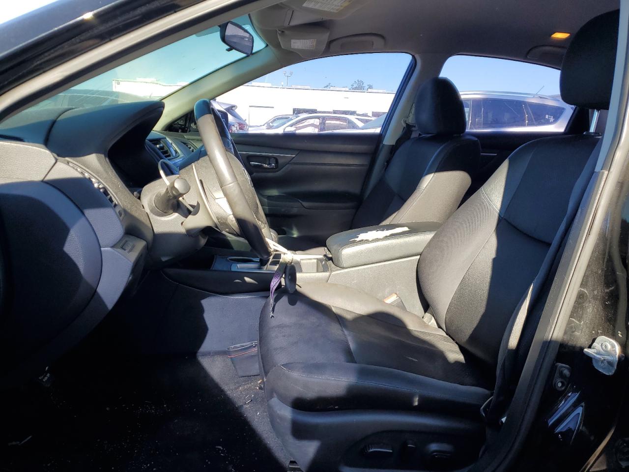 2017 Nissan Altima - Image 7