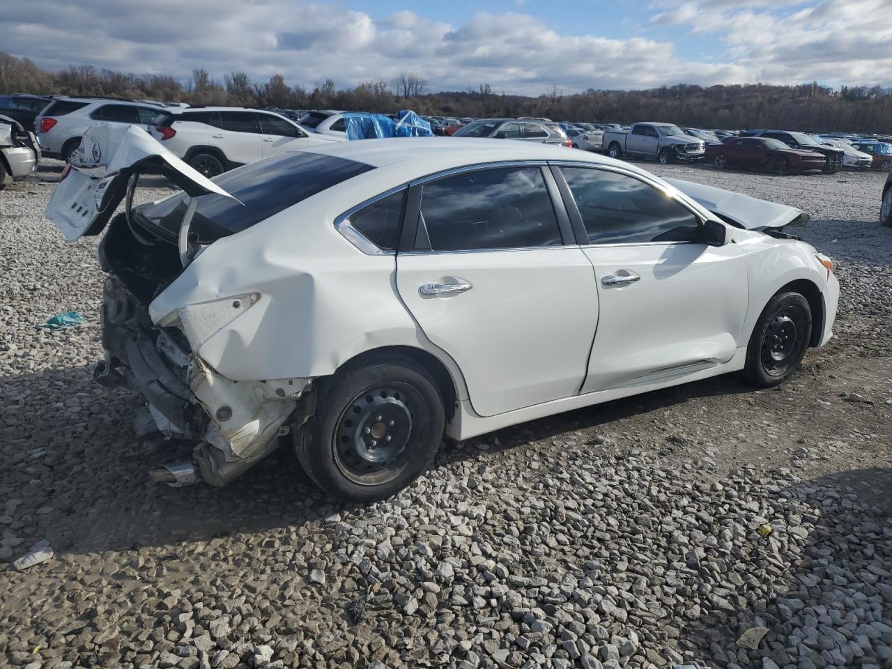2016 Nissan Altima - Image 3
