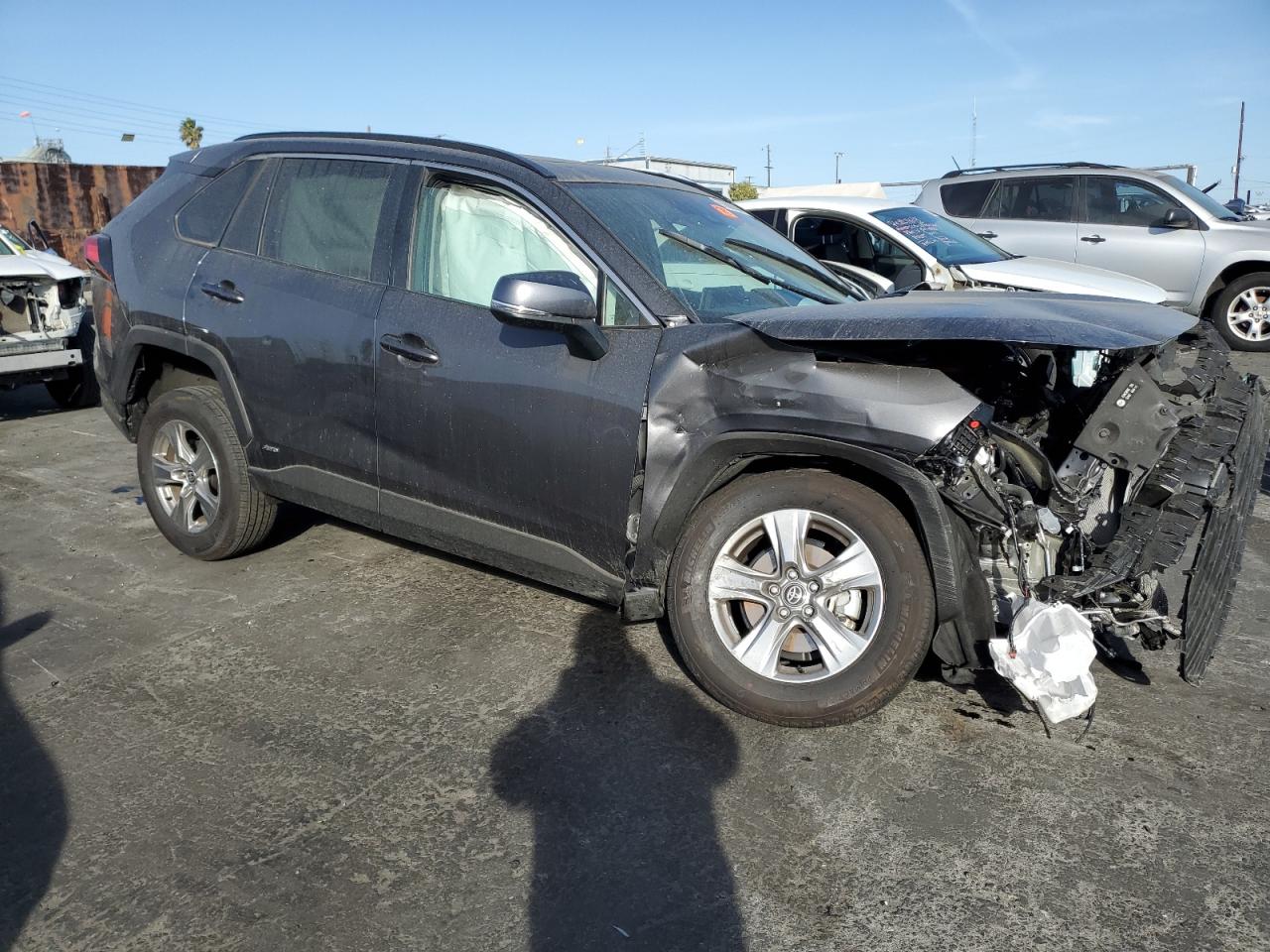 2024 Toyota RAV 4 - Image 4