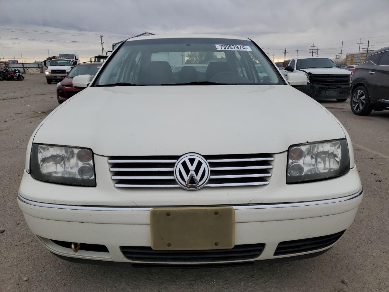 2004 Volkswagen Jetta - Image 5