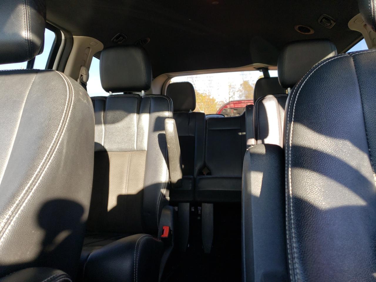 2019 Dodge Caravan - Image 10