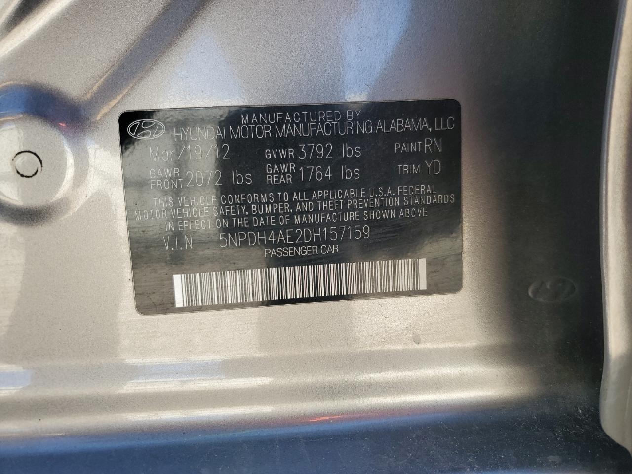 2013 Hyundai Elantra - Image 14