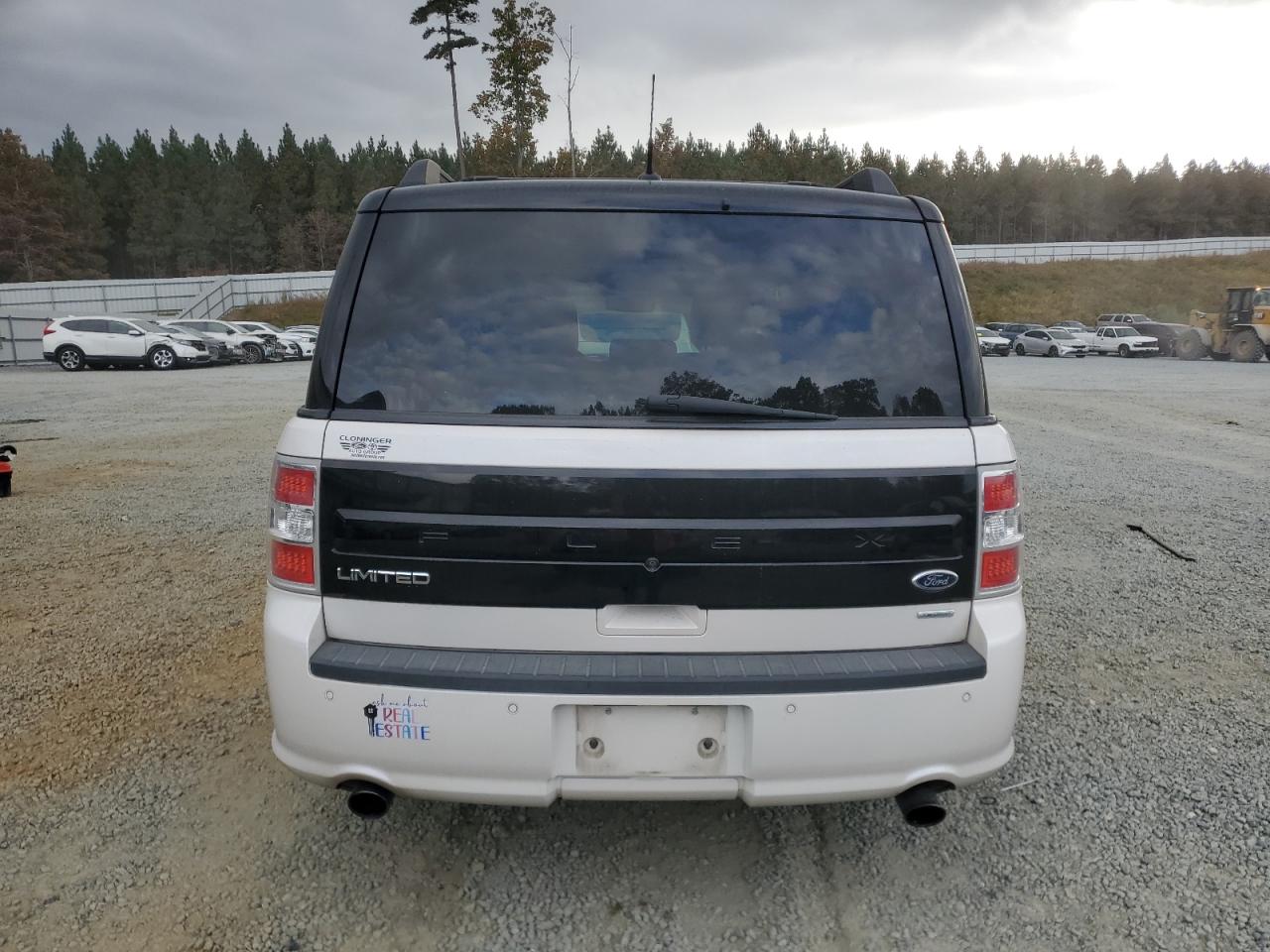 VIN 2FMHK6DT2GBA10442 2016 FORD FLEX no.6