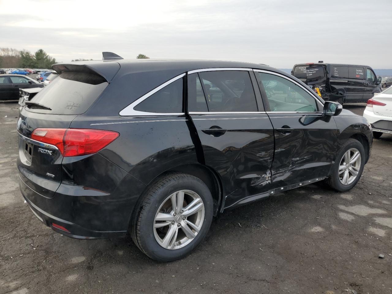 VIN 5J8TB4H56EL024776 2014 ACURA RDX no.3