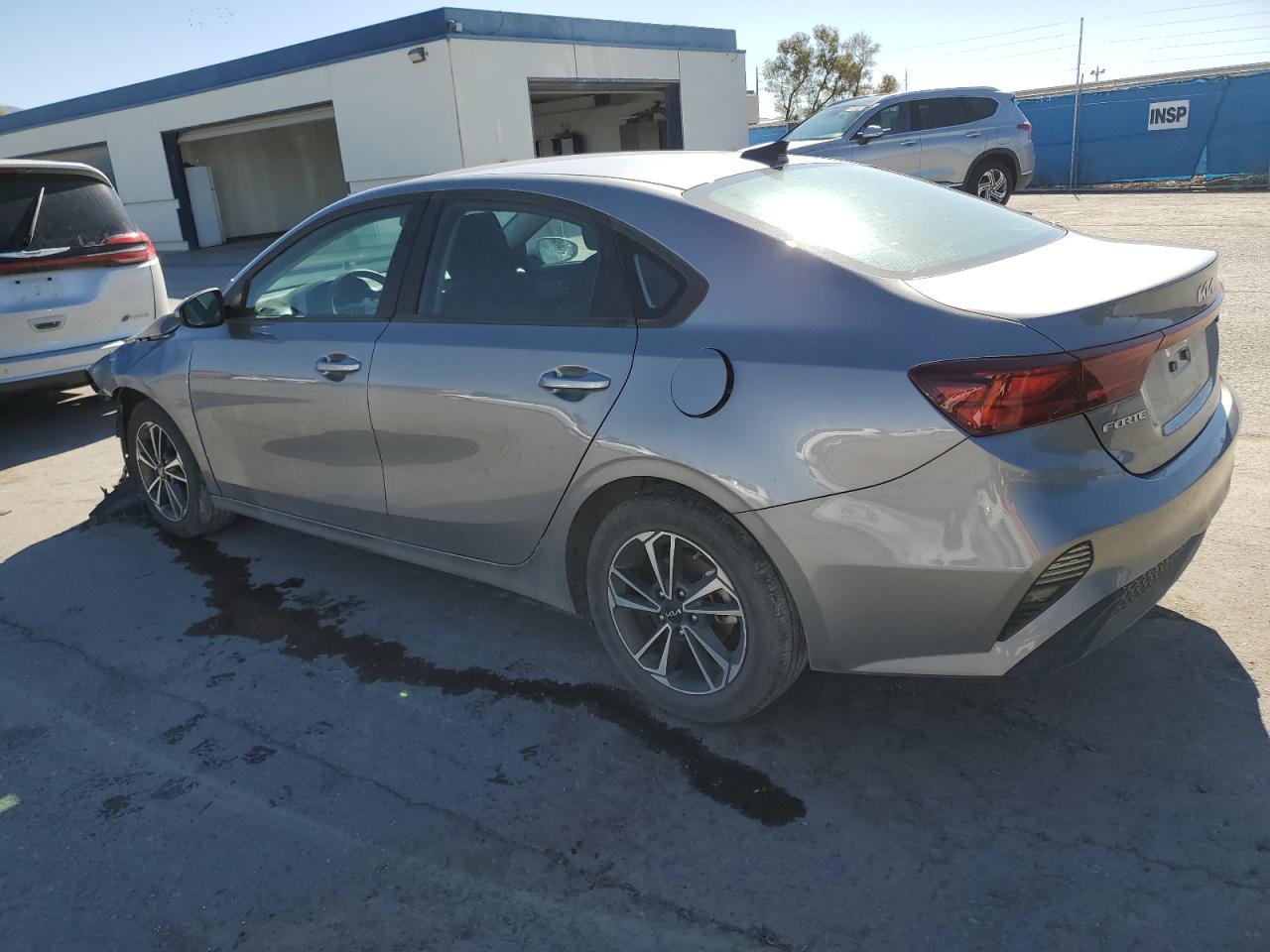 VIN 3KPF24AD5PE667919 2023 KIA FORTE no.2