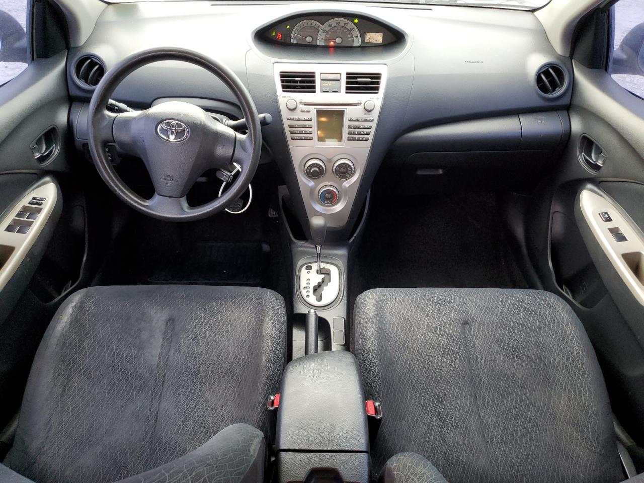 2008 Toyota Yaris - Image 8