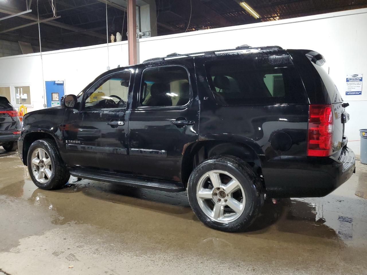 2007 Chevrolet Tahoe - Image 2