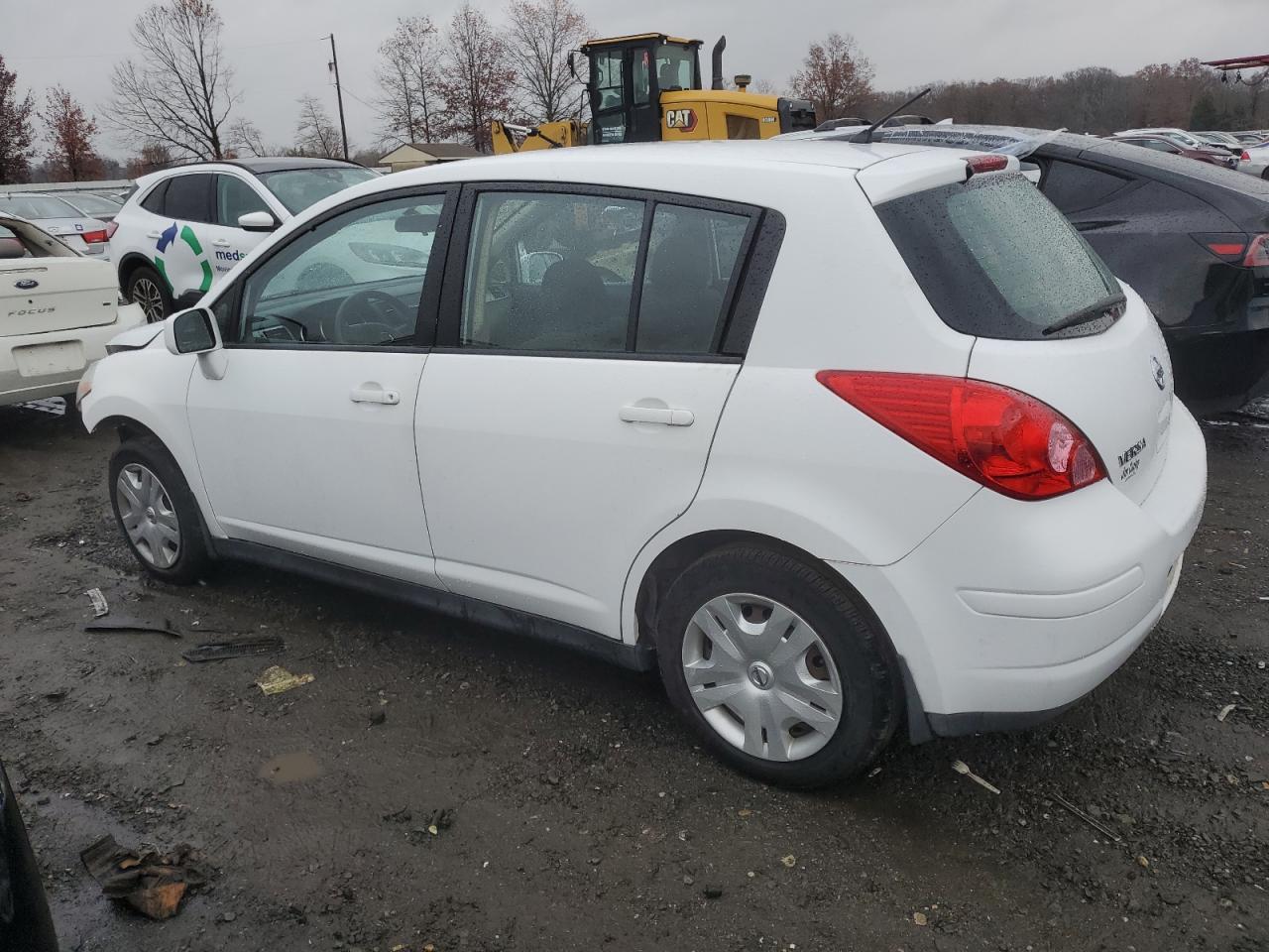 2011 Nissan Versa - Image 2