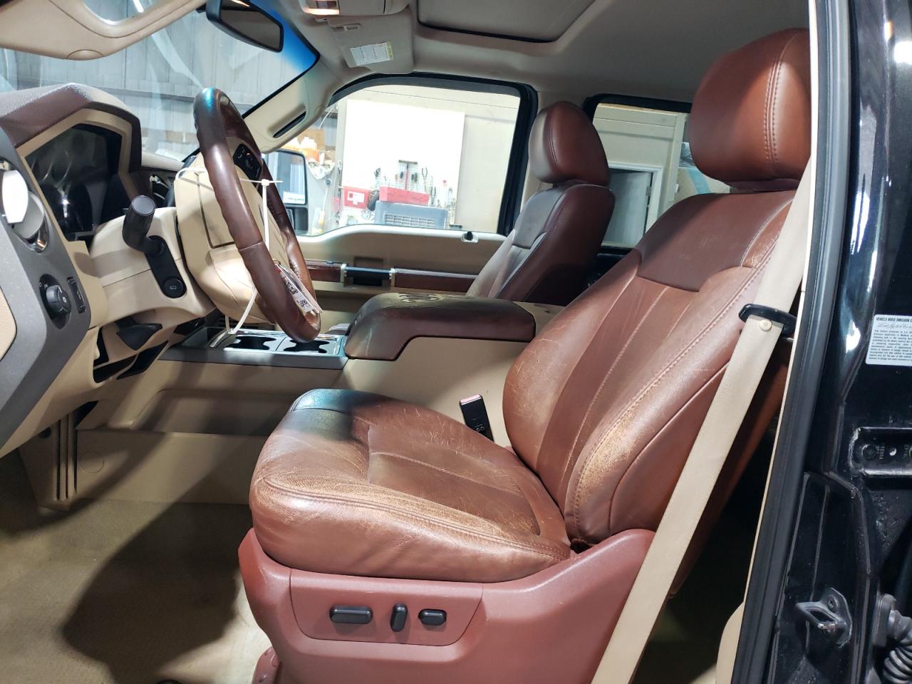 2011 Ford F350 - Image 7
