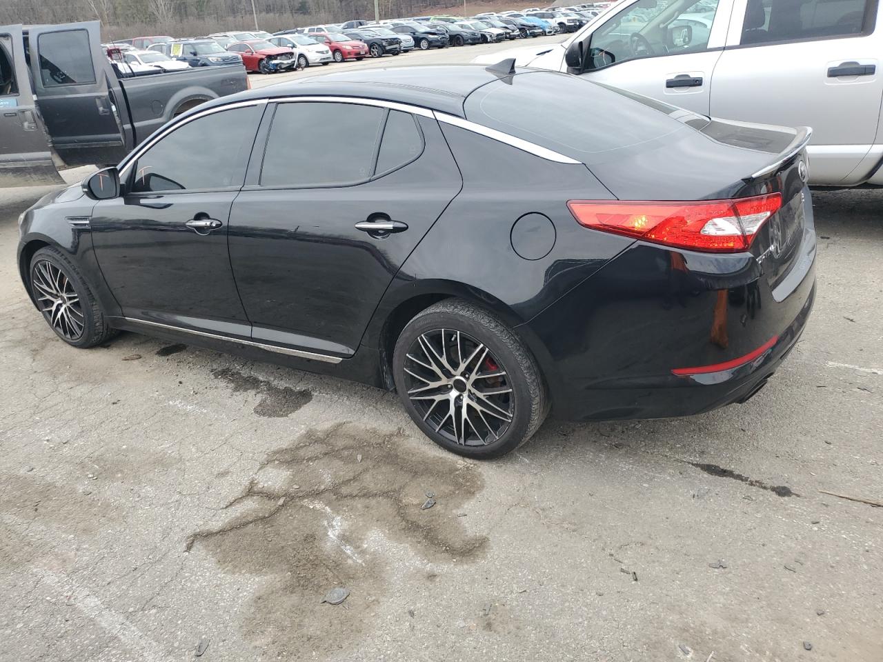2013 Kia Optima - Image 2