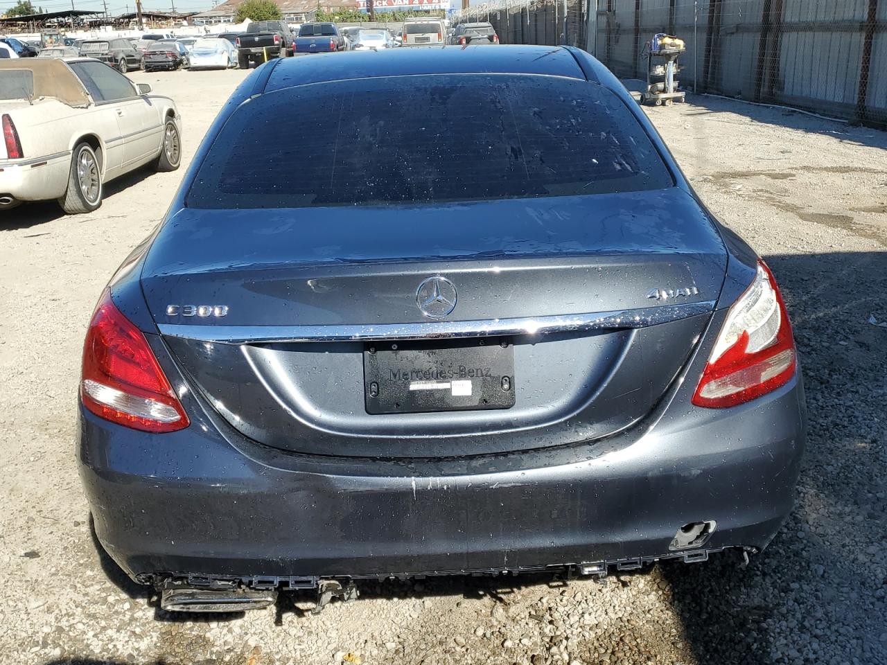 2015 Mercedes-Benz C 300 4Matic VIN: 55SWF4KB7FU033553 Lot: 78857534