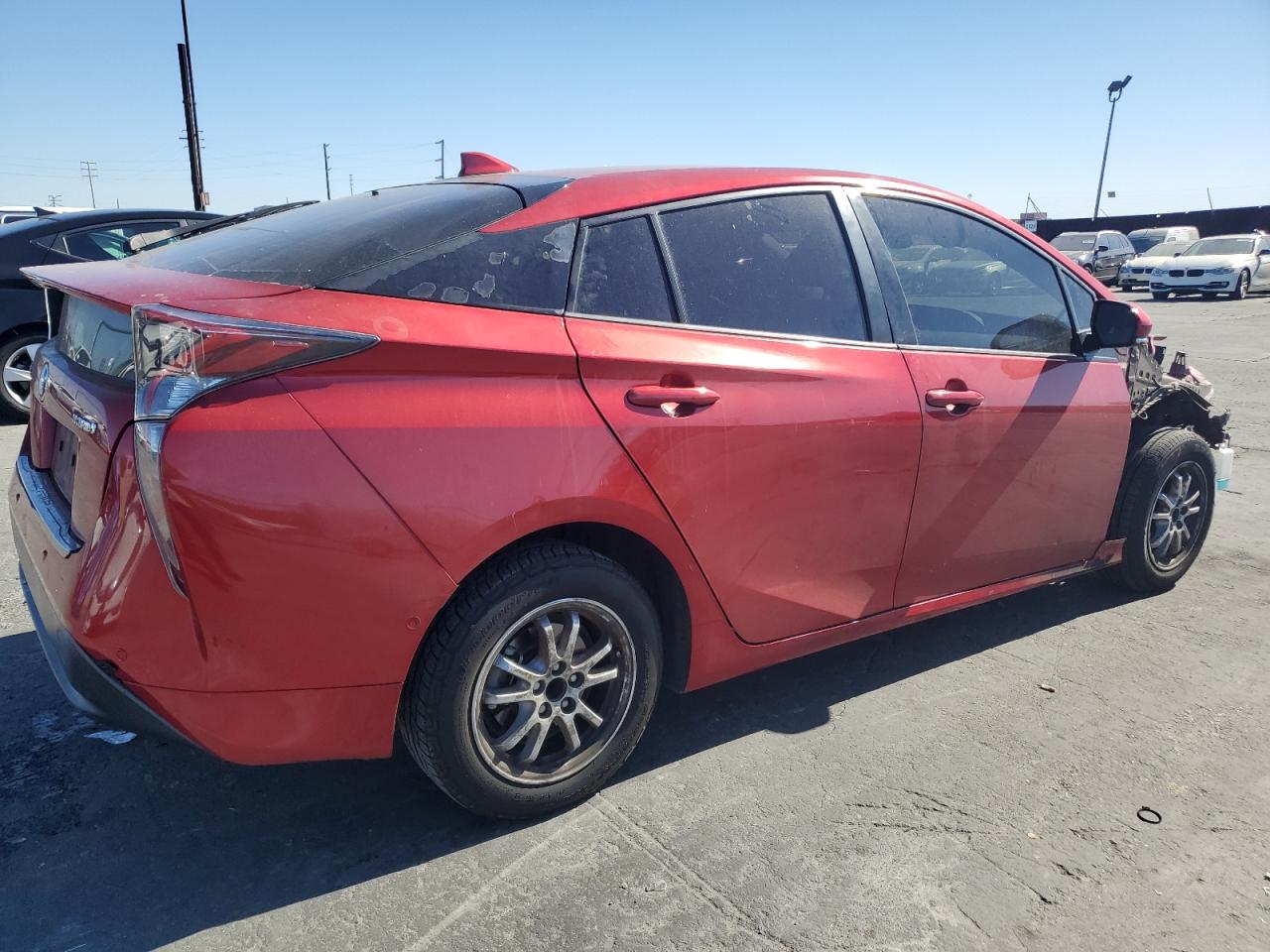 VIN JTDKARFU0J3063118 2018 TOYOTA PRIUS no.3