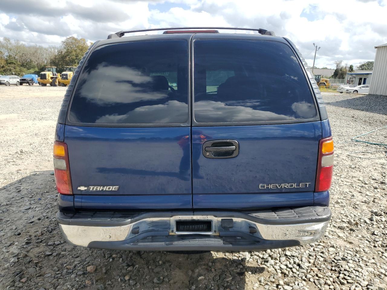 2002 Chevrolet Tahoe - Image 6