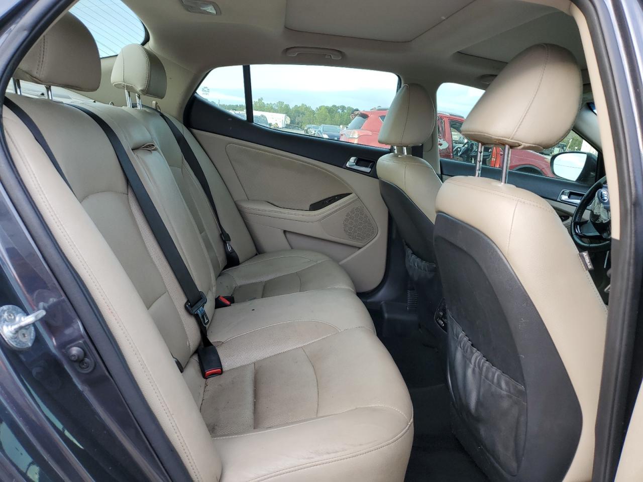 2015 Kia Optima - Image 10
