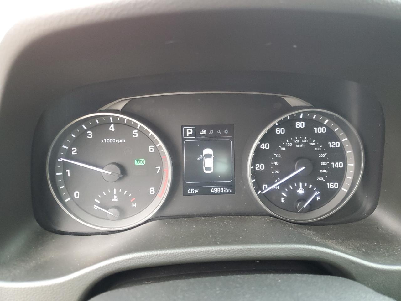 2018 Hyundai Elantra - Image 9