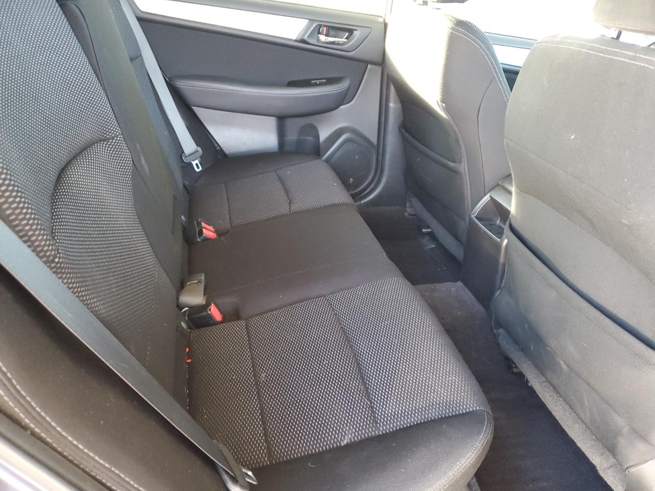 2015 Subaru Outback - Image 13