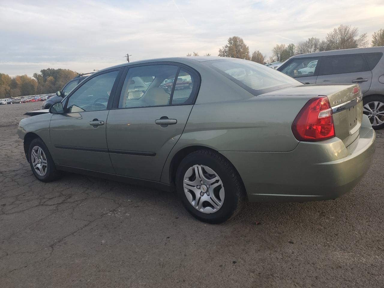 2005 Chevrolet Malibu - Image 2
