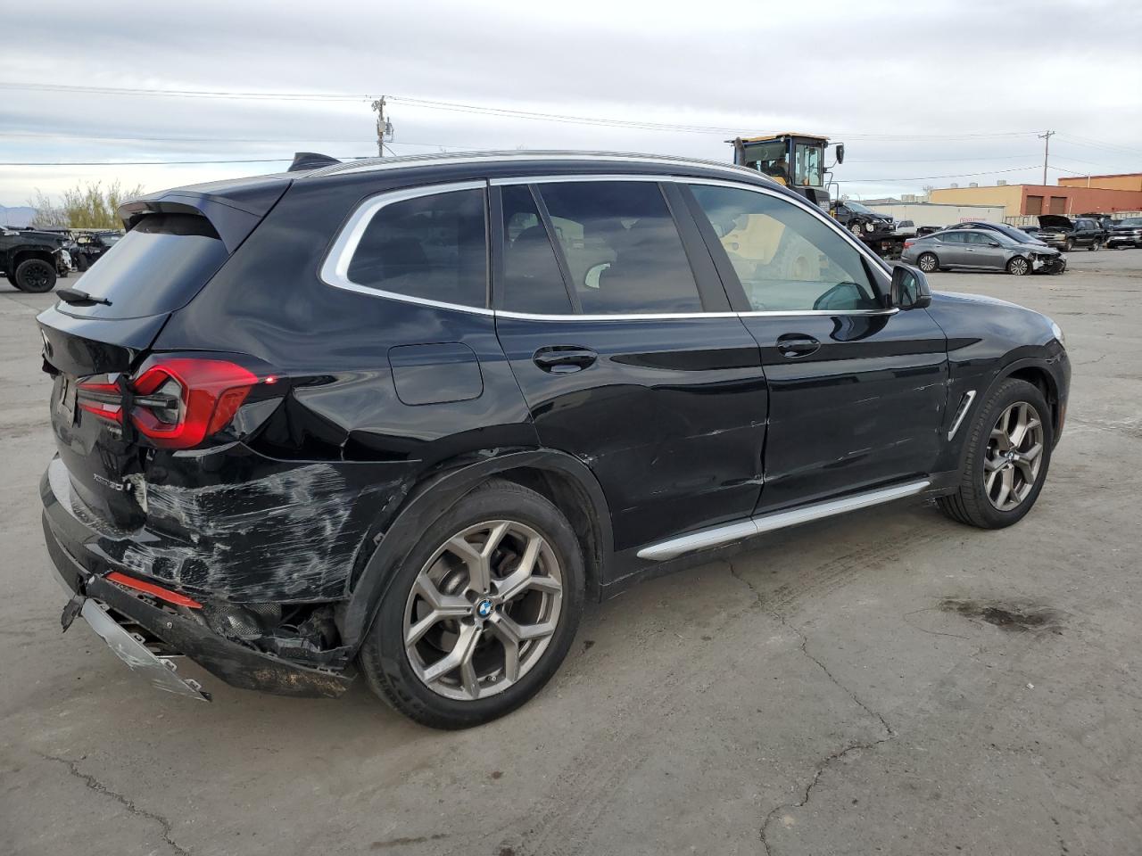 VIN 5UX53DP0XN9J17628 2022 BMW X3 no.3