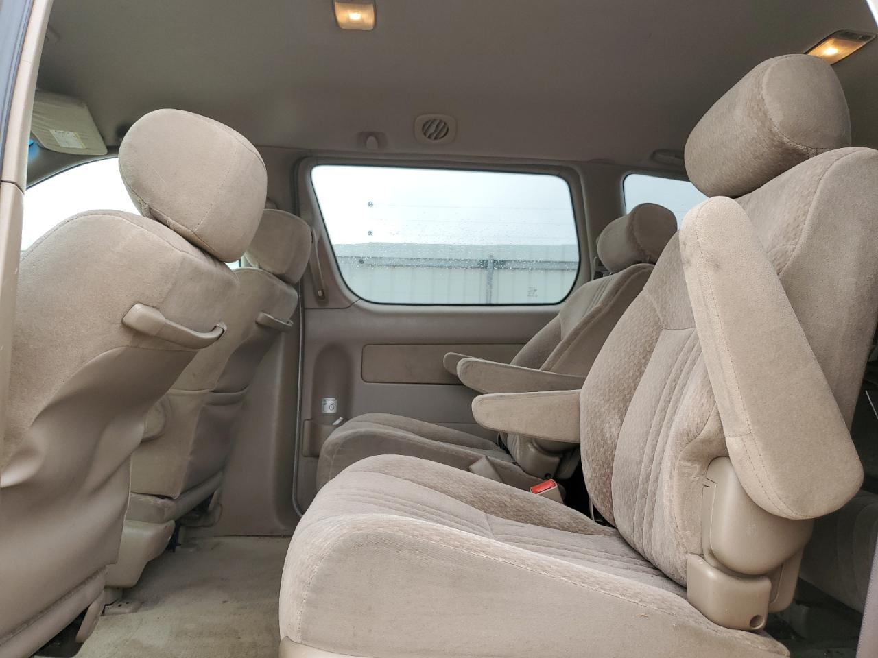 2003 Toyota Sienna - Image 11
