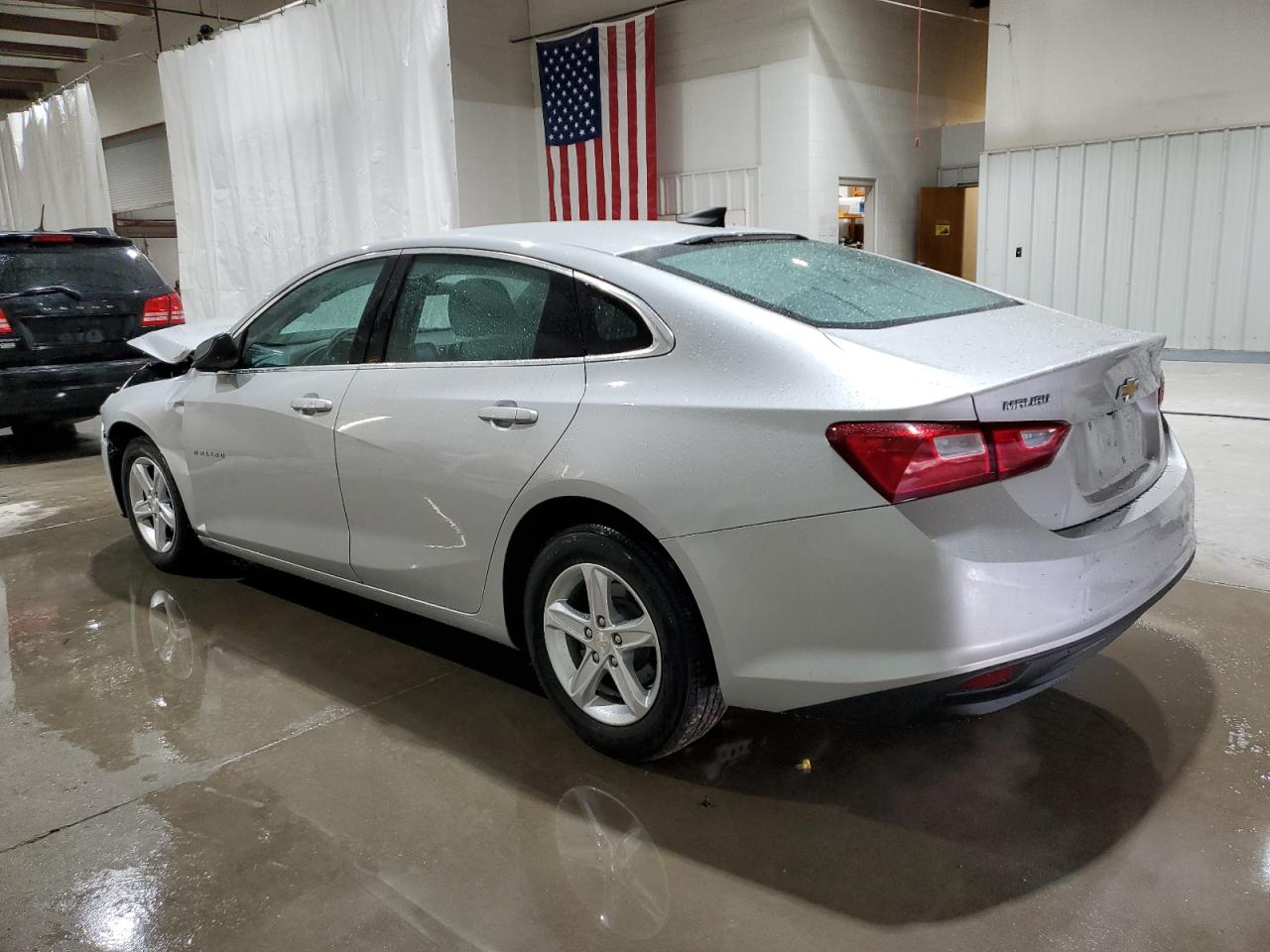 2020 Chevrolet Malibu - Image 2