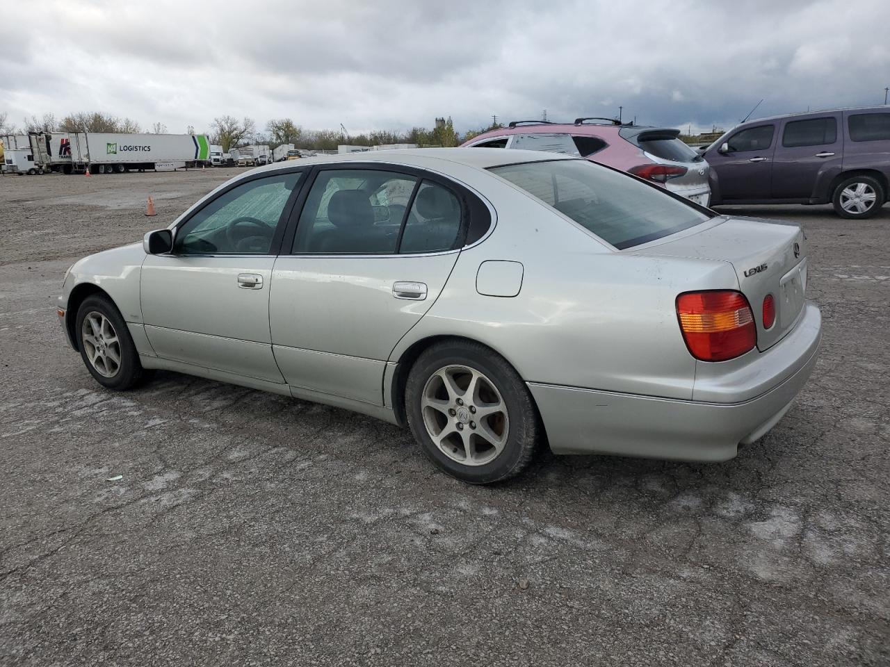 2000 Lexus GS 300 - Image 2