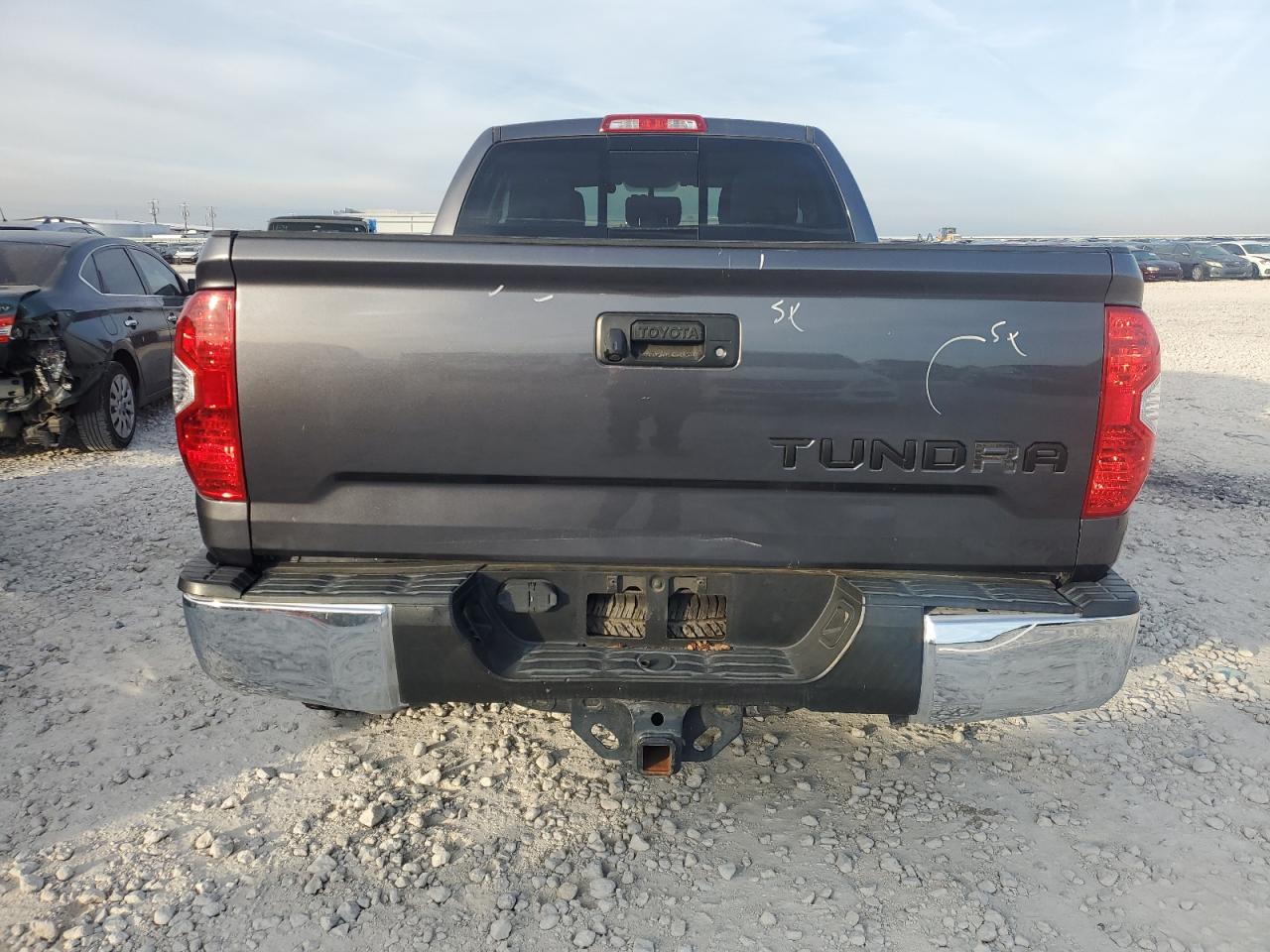 VIN 5TFRM5F19GX101256 2016 TOYOTA TUNDRA no.6