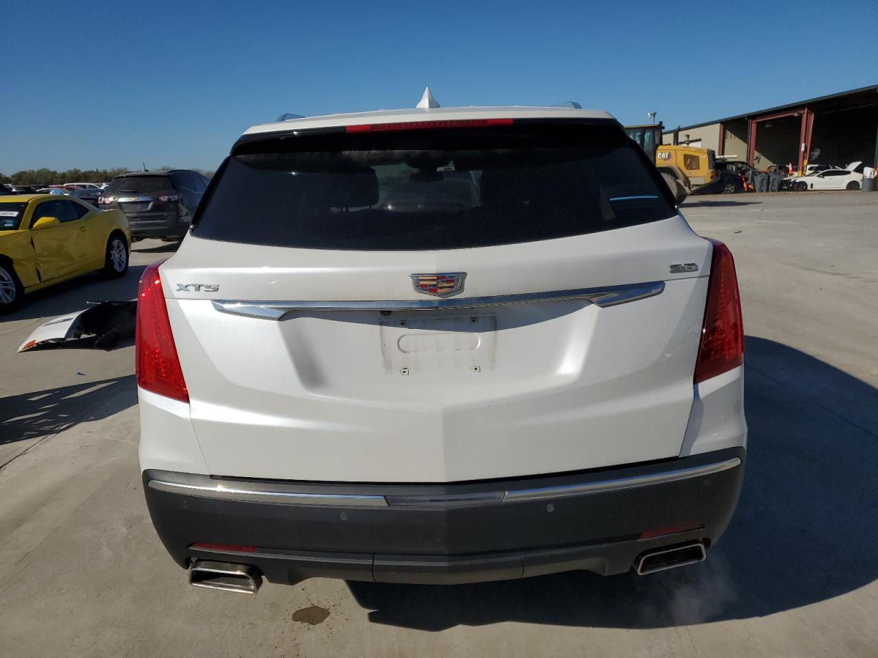 VIN 1GYKNCRS7KZ124050 2019 CADILLAC XT5 no.6